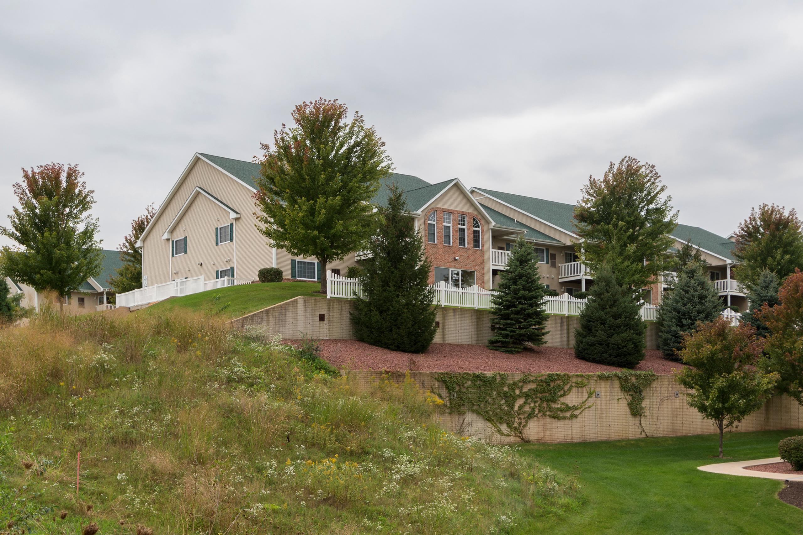 Hawk's Ridge Apartments